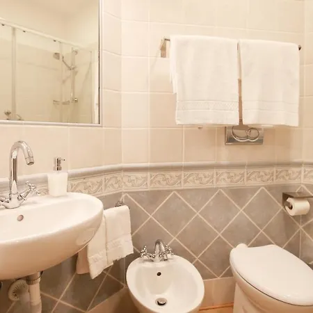 Duelle Vatican 4* 로마